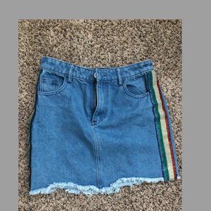 Jean skirt with side colored siding